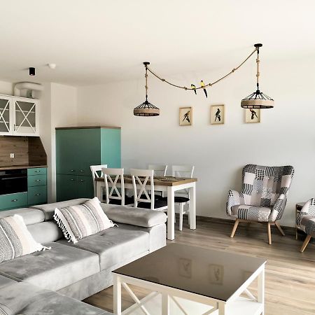 Apartament Pod Papugami W Porto Łeba Buitenkant foto