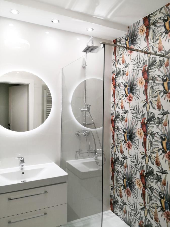 Apartament Pod Papugami W Porto Łeba Buitenkant foto
