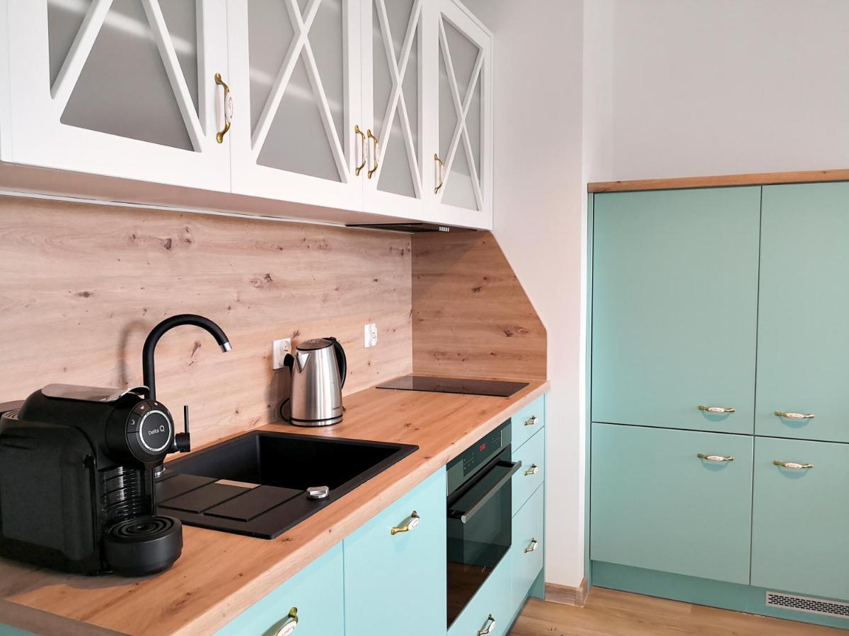 Apartament Pod Papugami W Porto Łeba Buitenkant foto